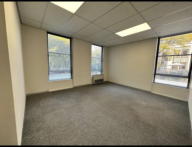 2,000M² OFFICE TO LET IN ROSEBANK